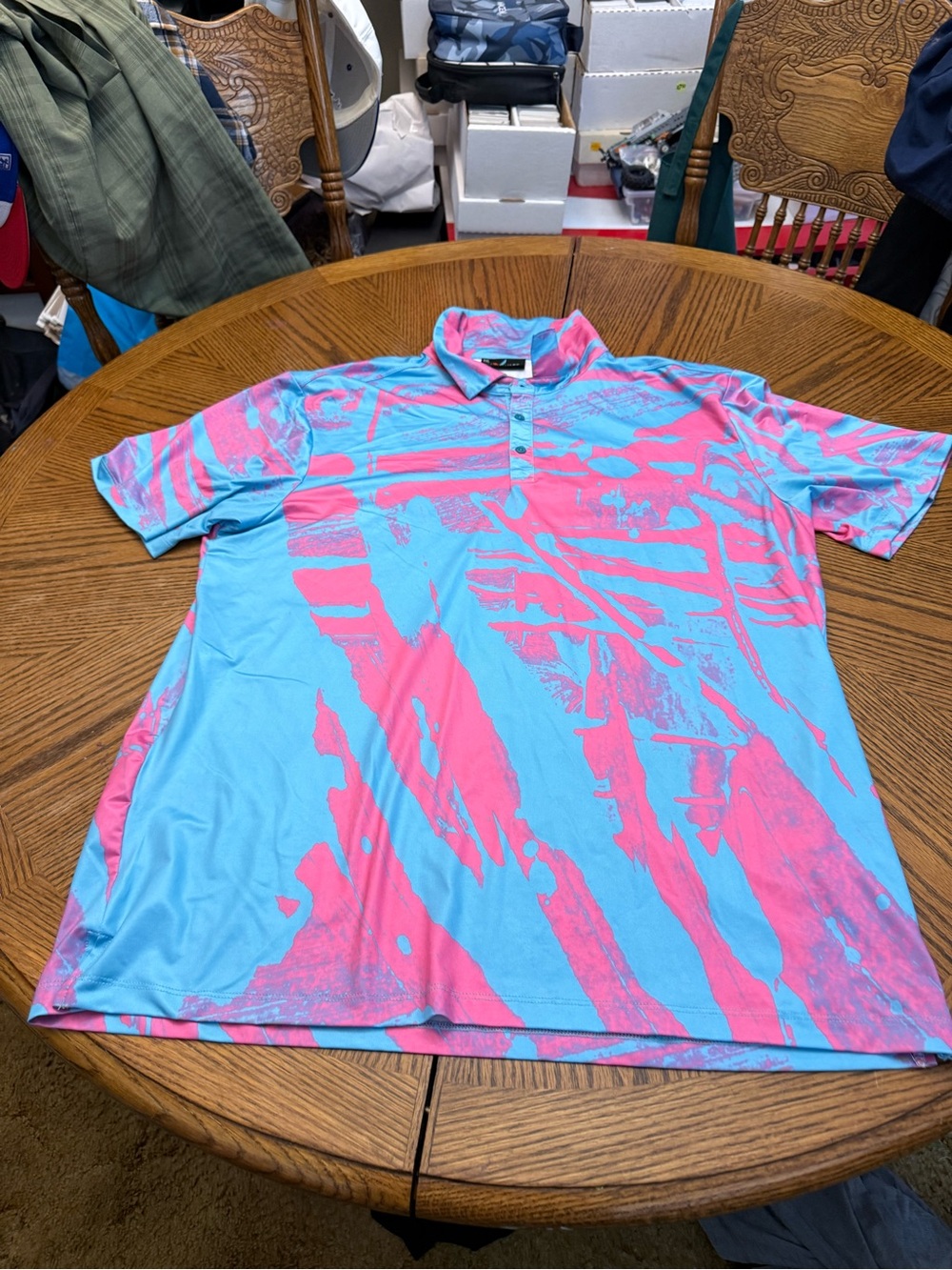 Yatta Golf Men's Blue & Pink Abstract Short-Sleeve Polo